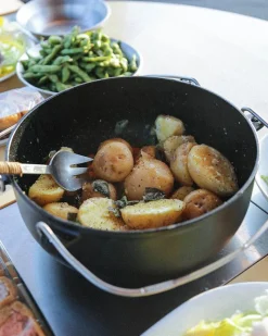 Snow Peak Cast Iron Oven 26Cm^ Takibi For Cooking