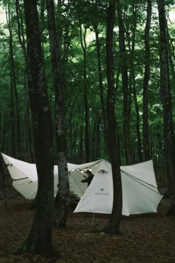 Snow Peak Land Station L Ivory^ 4-8 Person